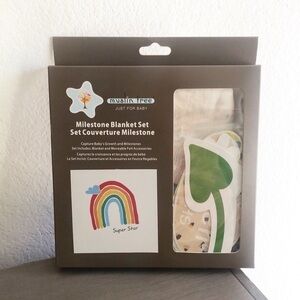 NEW Muslin Tree Baby Milestone Blanket Set